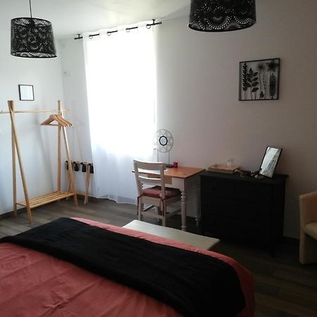 Chambres D'Hotes Des Hirondelles Beaussais Sur Mer Kültér fotó